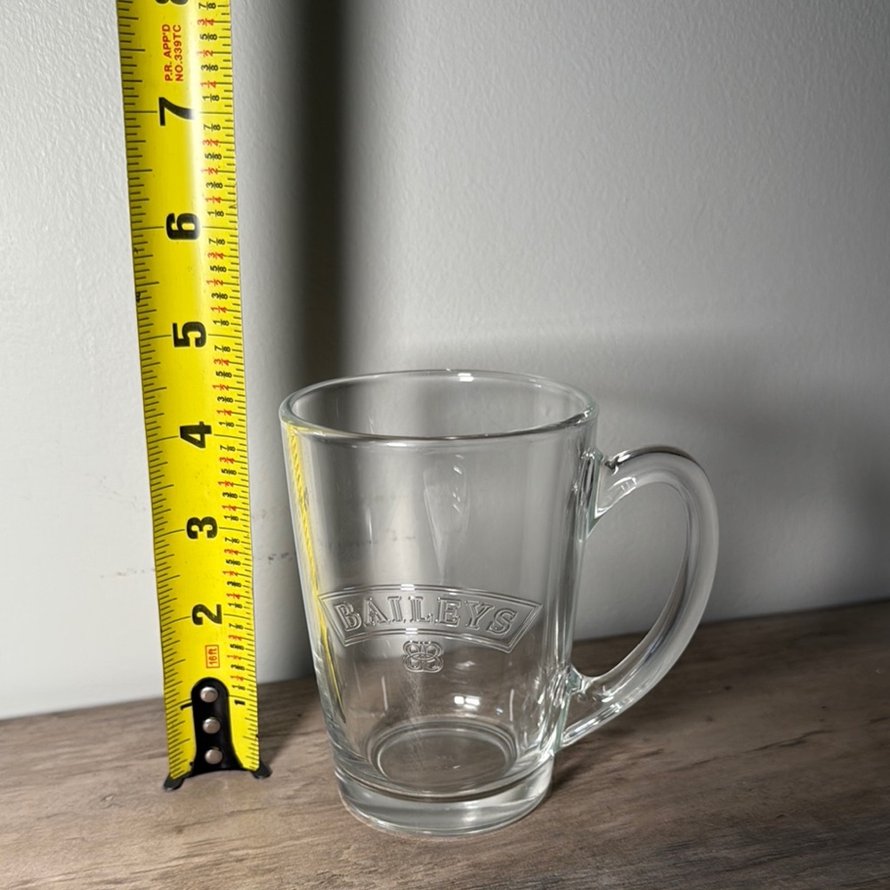 Bailey’s Clear Glass Mugs Set - Picture 3 of 4